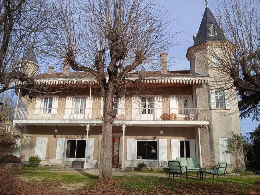 Maison Calme Avec Piscine Entouree De Son Parc Quintenas Екстериор снимка